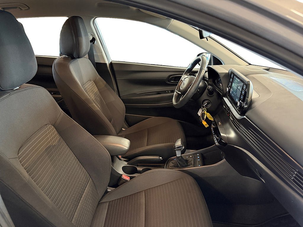 Vehicle Image 15
