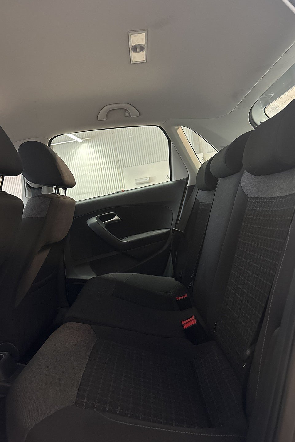 Vehicle Image 16
