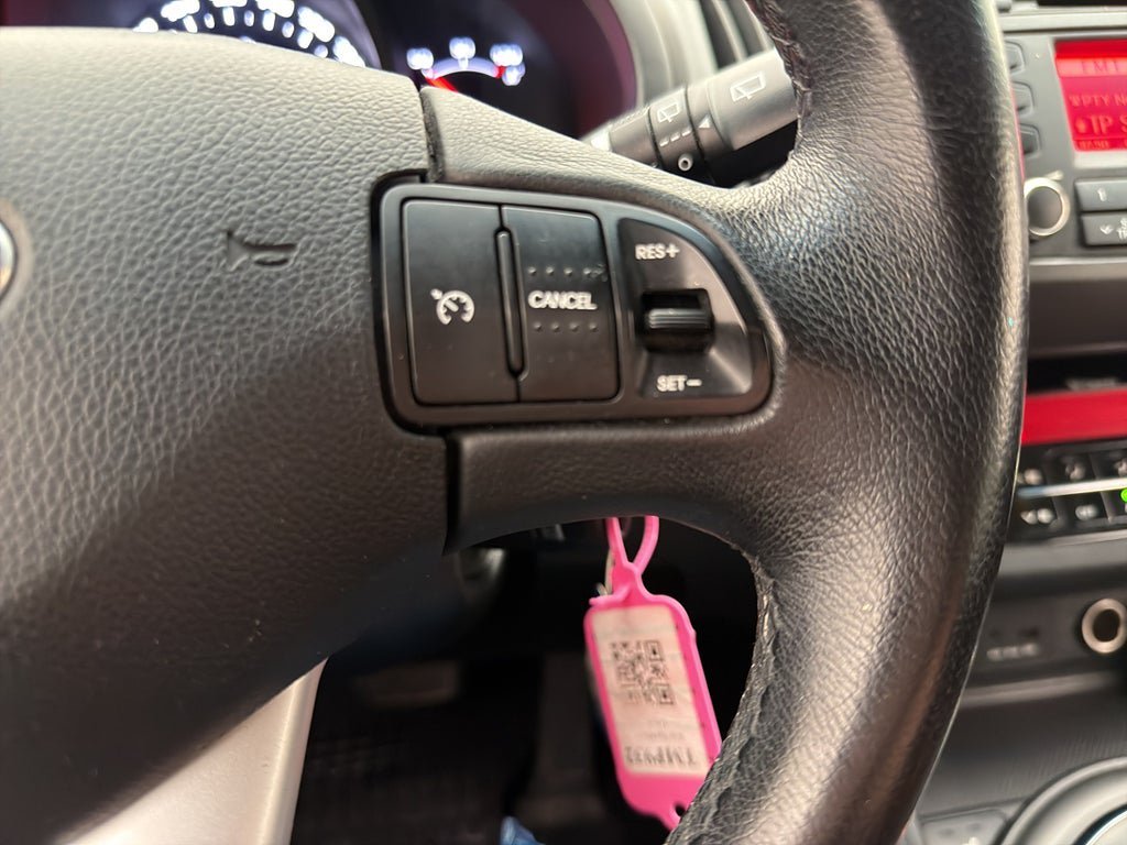 Vehicle Image 24