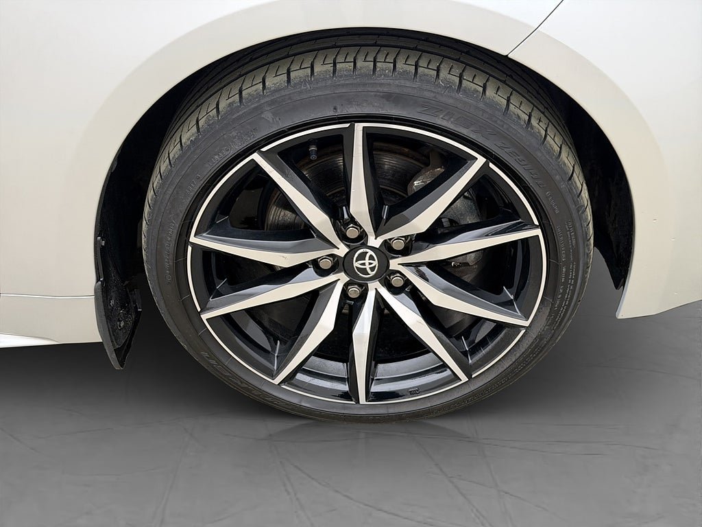 Vehicle Image 30