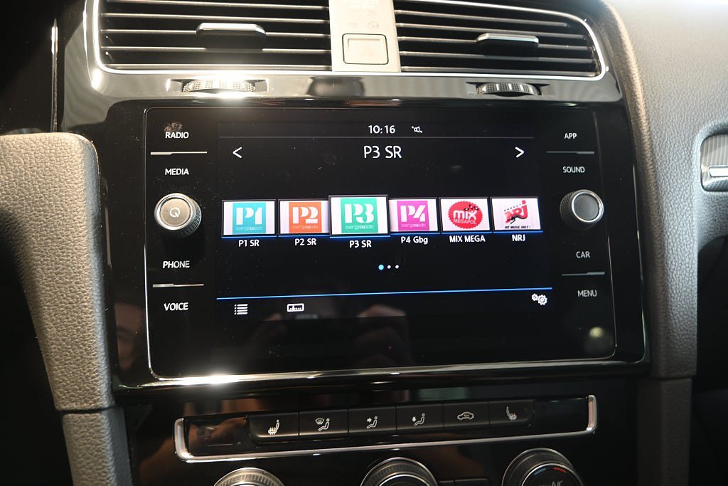 Vehicle Image 18