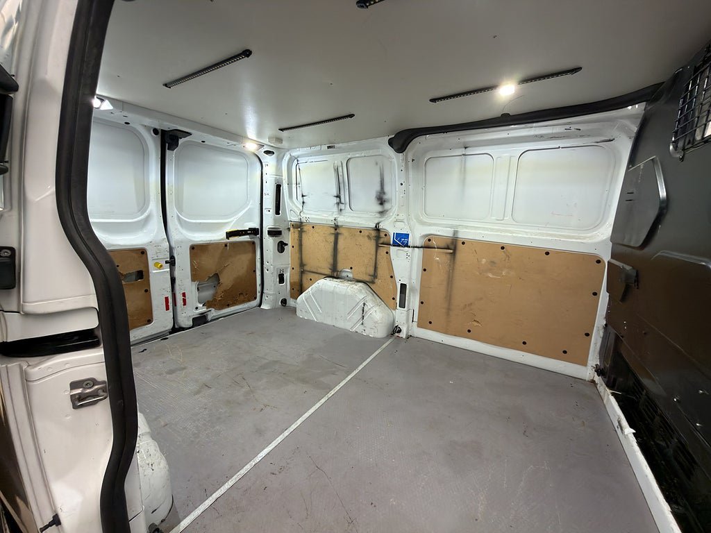 Vehicle Image 13