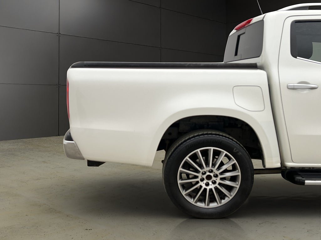 Vehicle Image 34