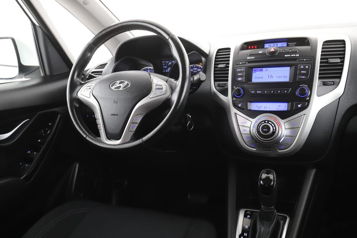 Vehicle Image 14