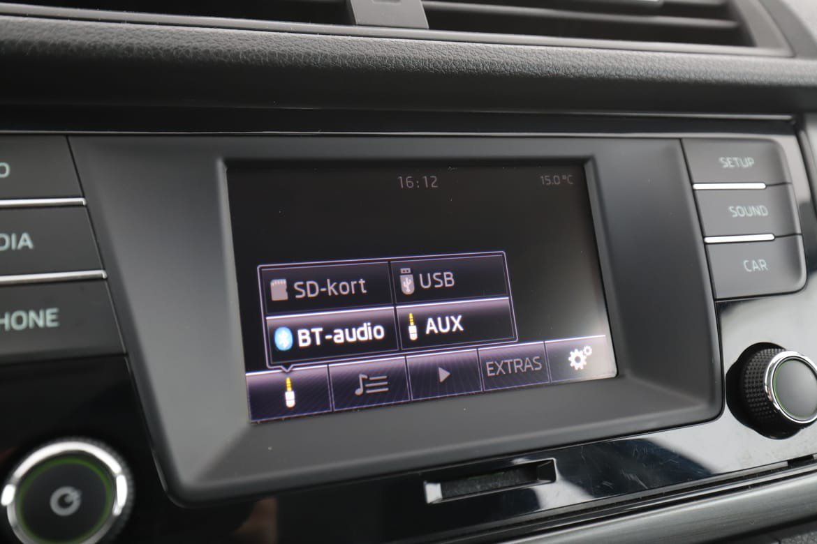 Vehicle Image 21