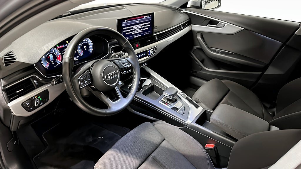 Vehicle Image 7