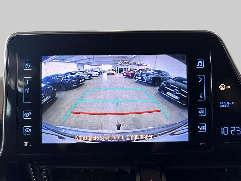Vehicle Image 17