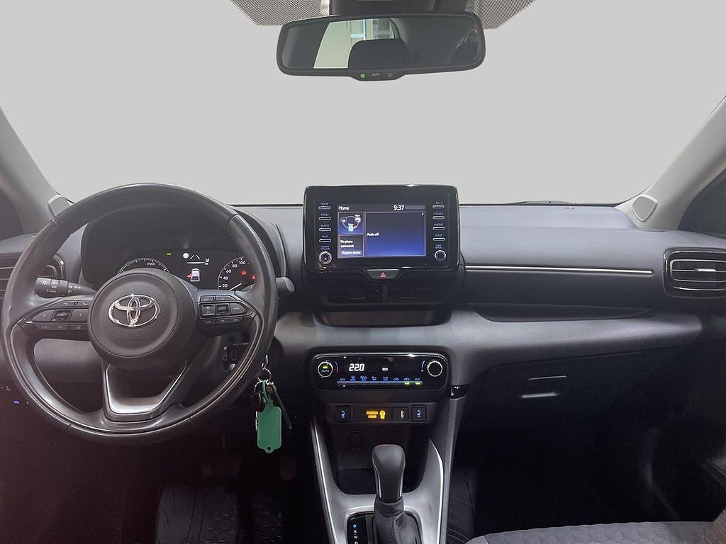 Vehicle Image 12