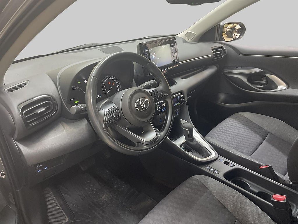 Vehicle Image 14