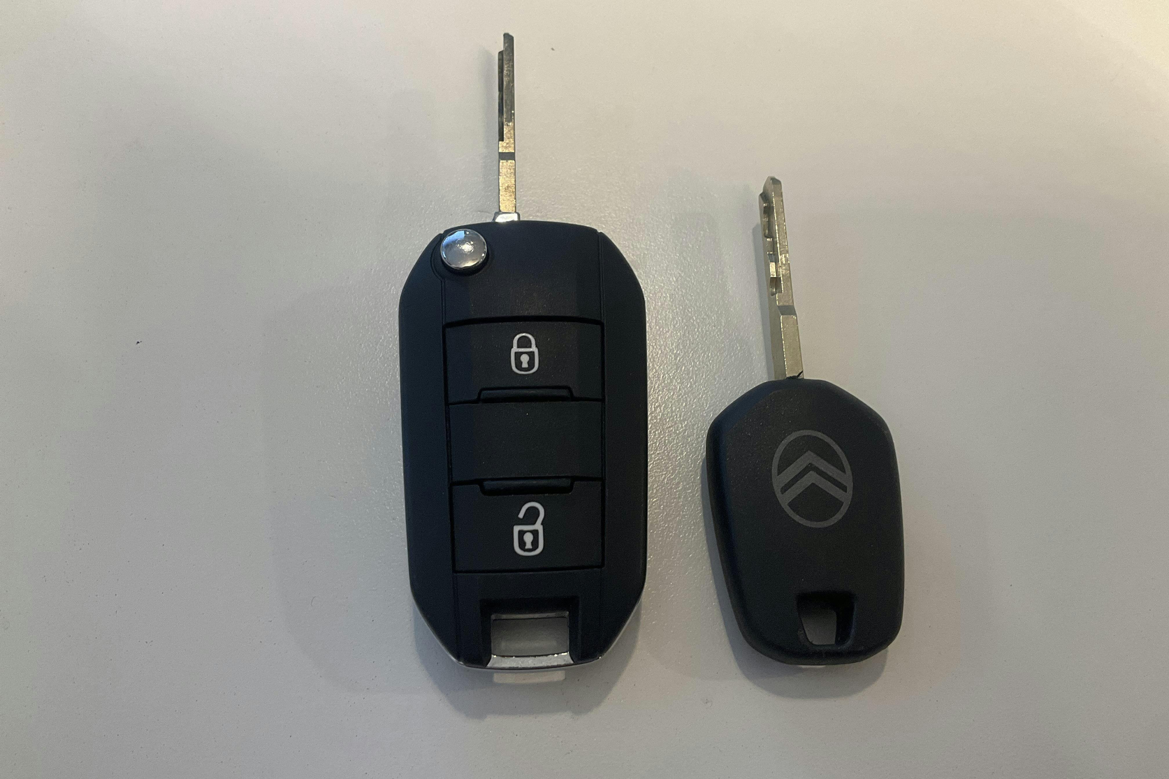 Vehicle Image 20
