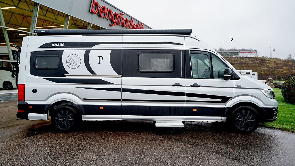 Vehicle Image 24