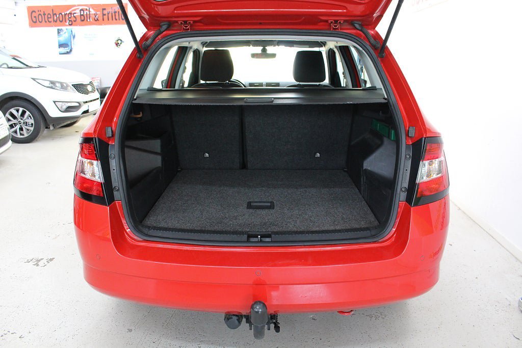 Vehicle Image 14