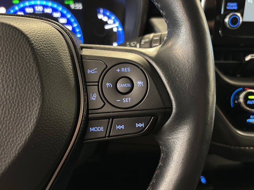 Vehicle Image 16