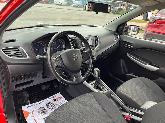 Vehicle Image 12
