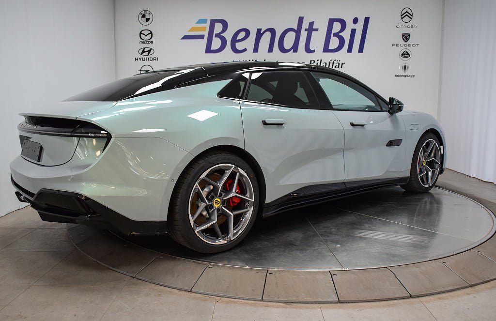 Vehicle Image 18