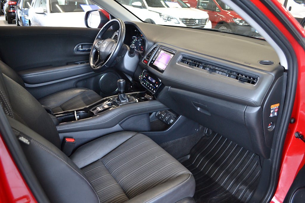 Vehicle Image 9