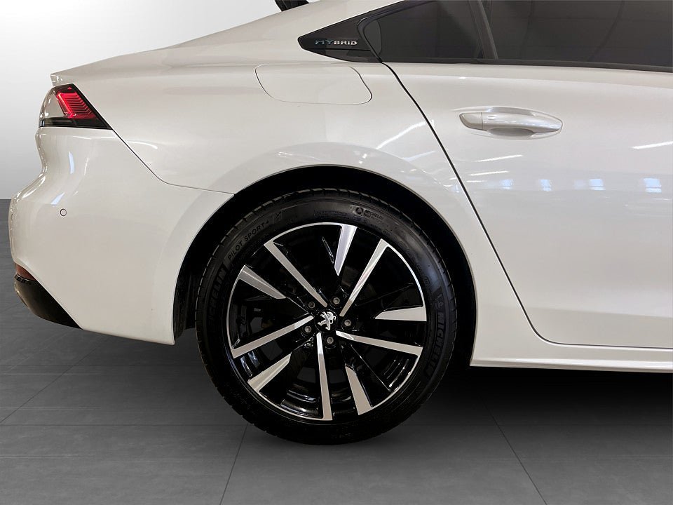 Vehicle Image 20