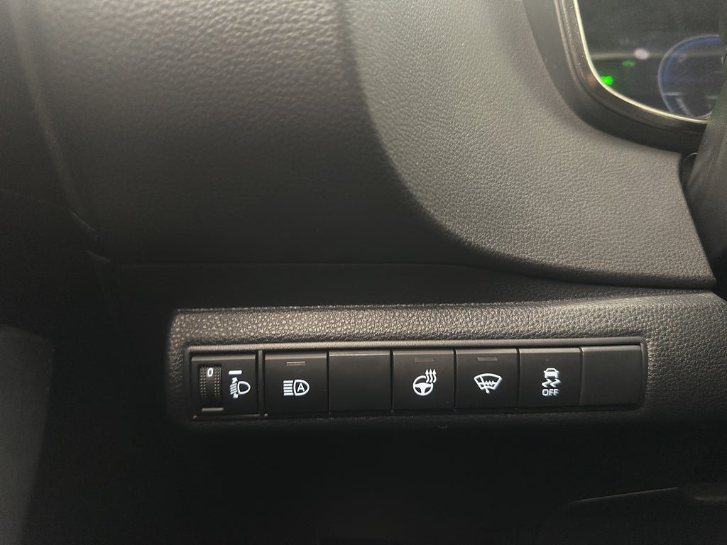 Vehicle Image 19