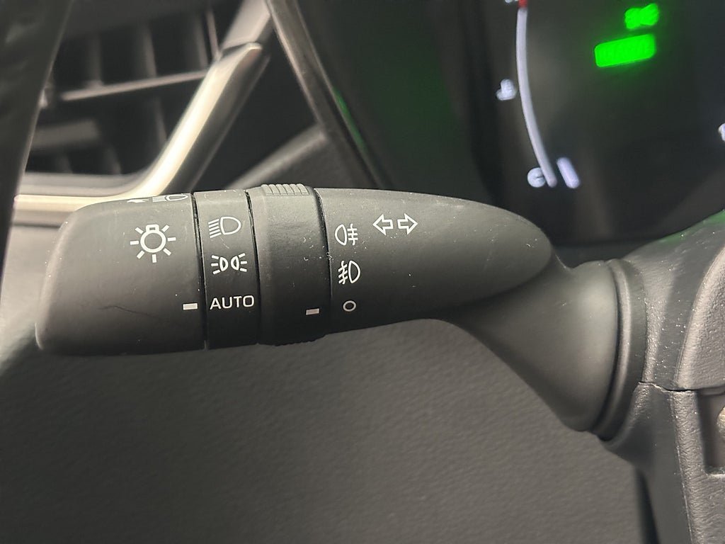 Vehicle Image 28