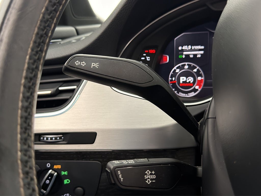 Vehicle Image 36