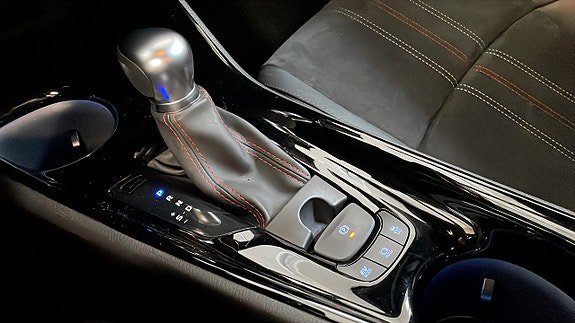 Vehicle Image 15