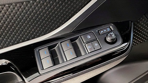 Vehicle Image 21