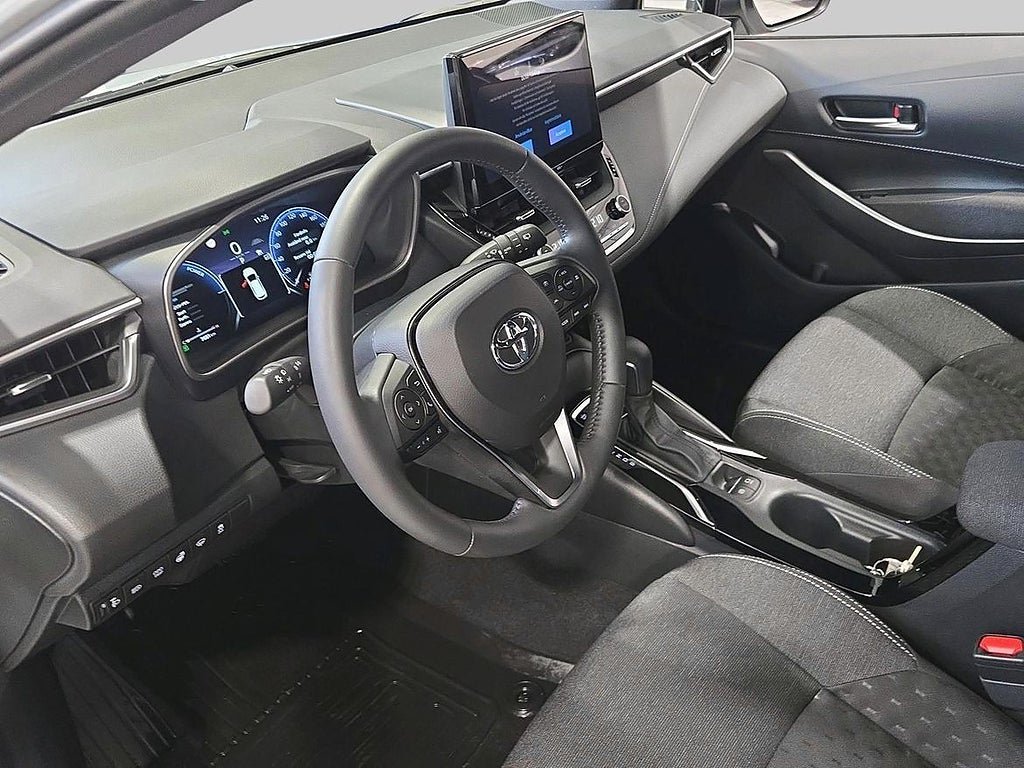 Vehicle Image 14
