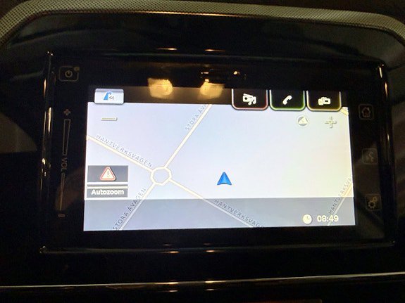 Vehicle Image 16