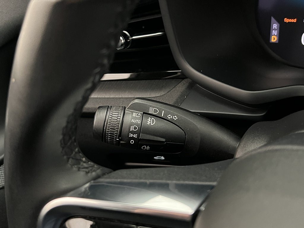 Vehicle Image 37