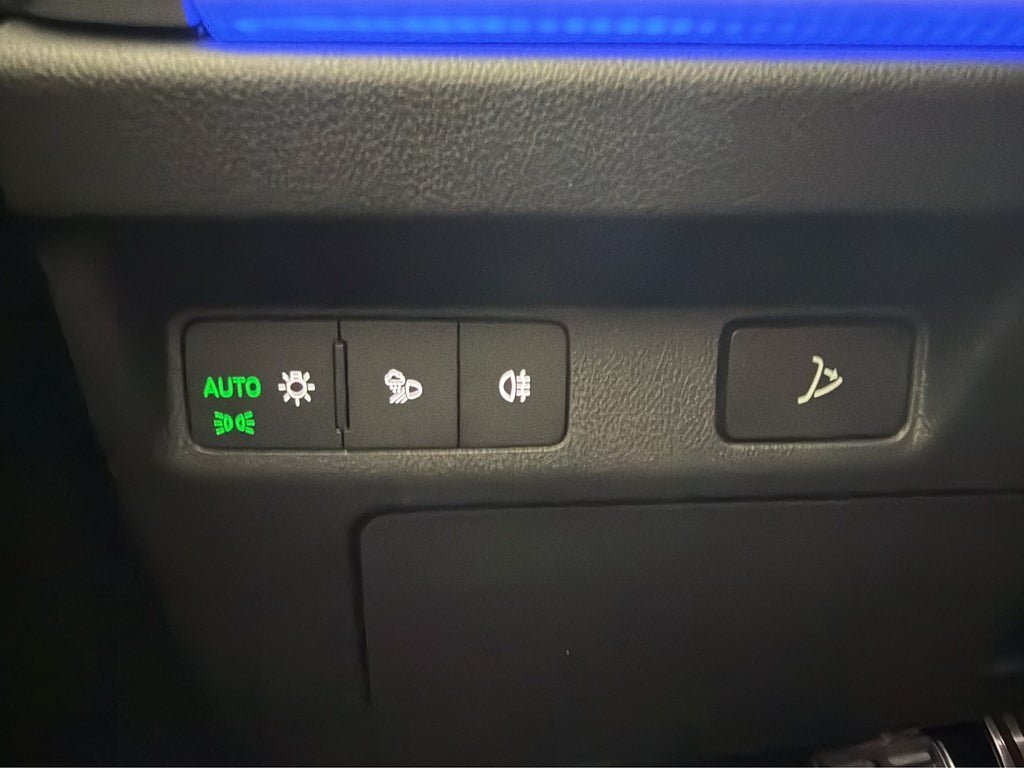 Vehicle Image 35