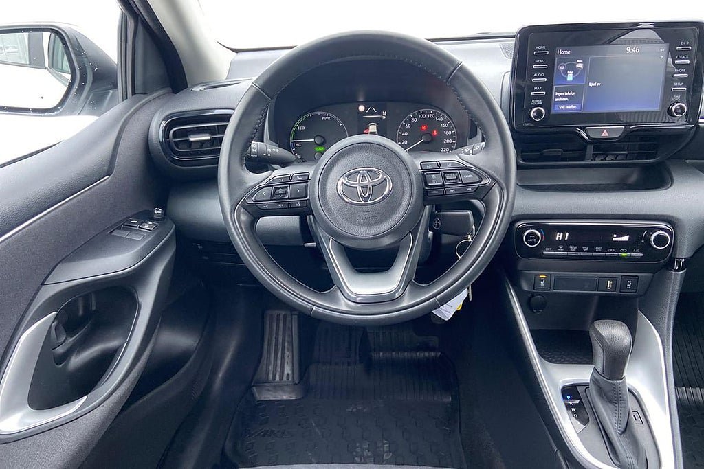 Vehicle Image 12