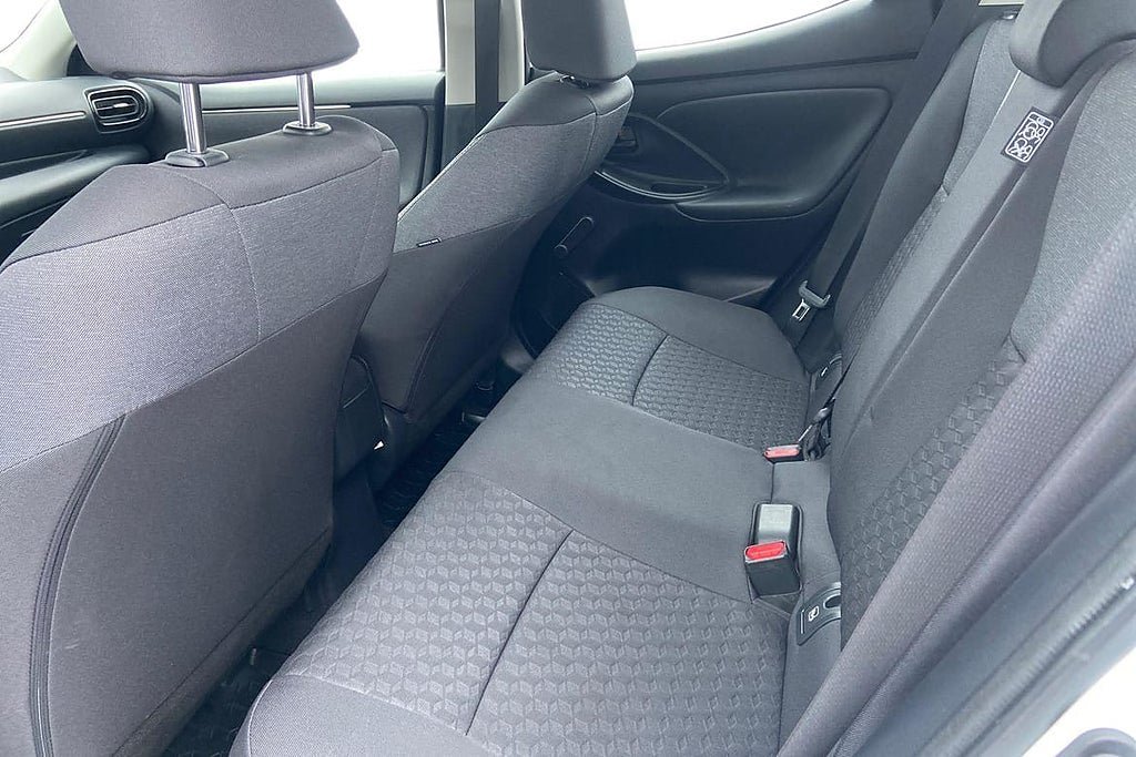 Vehicle Image 14