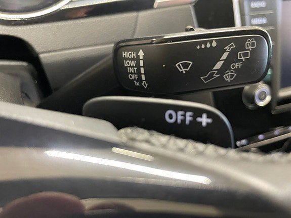 Vehicle Image 24