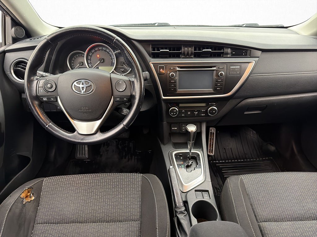 Vehicle Image 12