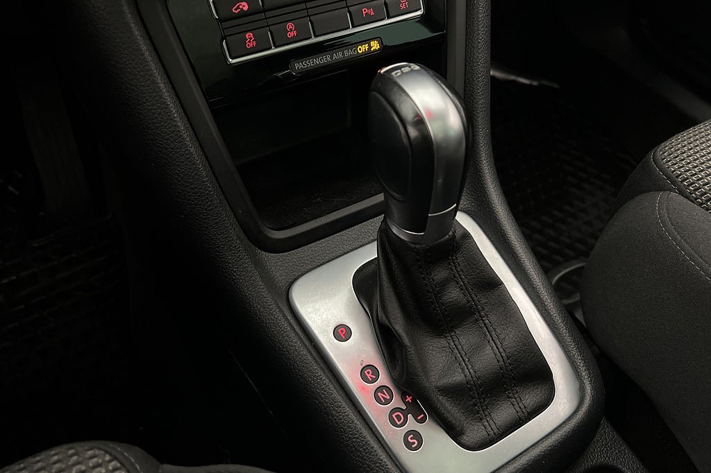 Vehicle Image 23