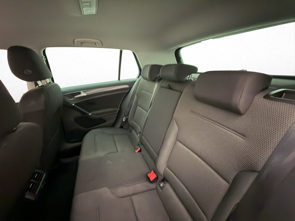 Vehicle Image 22