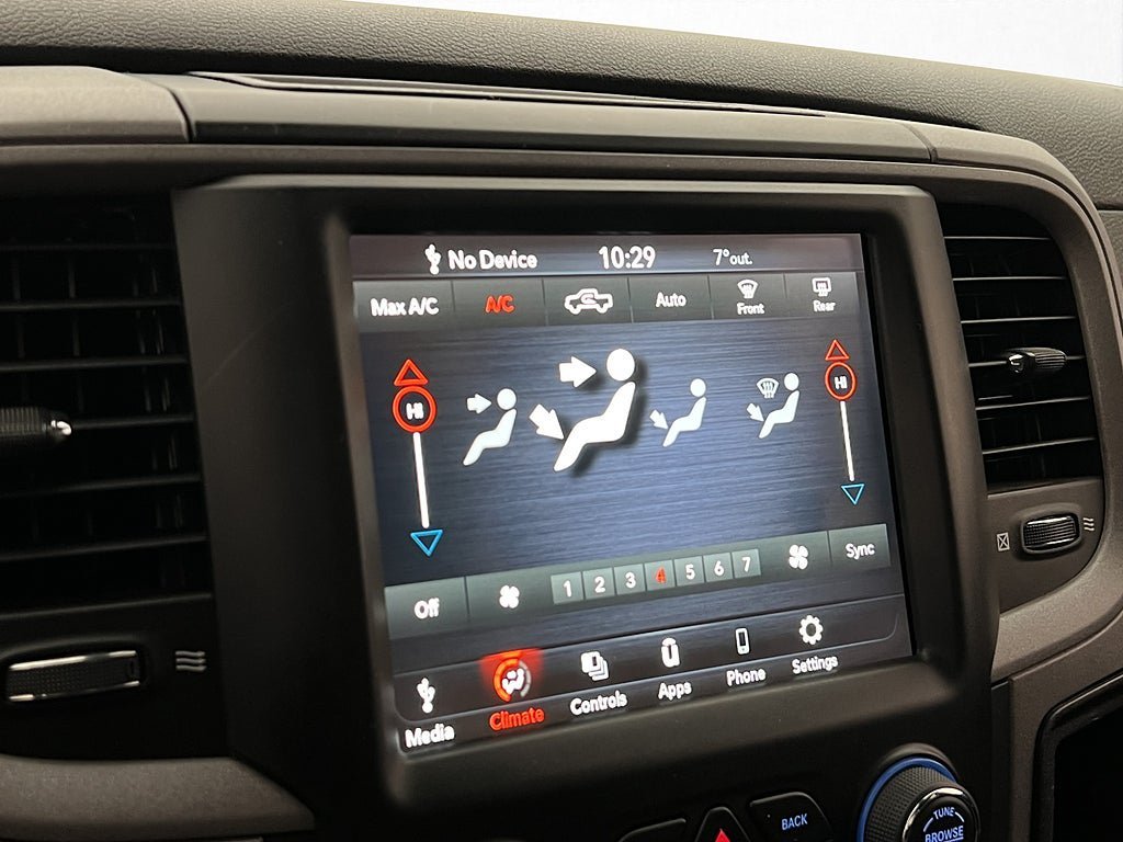 Vehicle Image 21