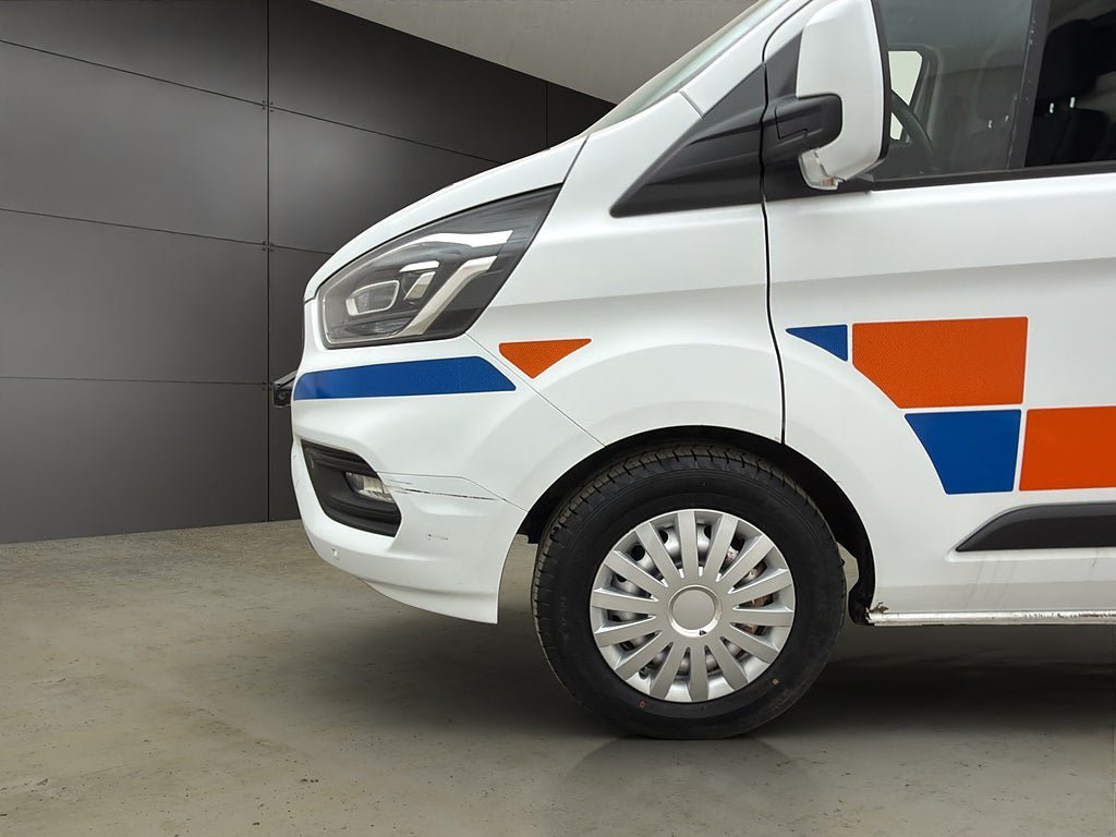 Vehicle Image 30