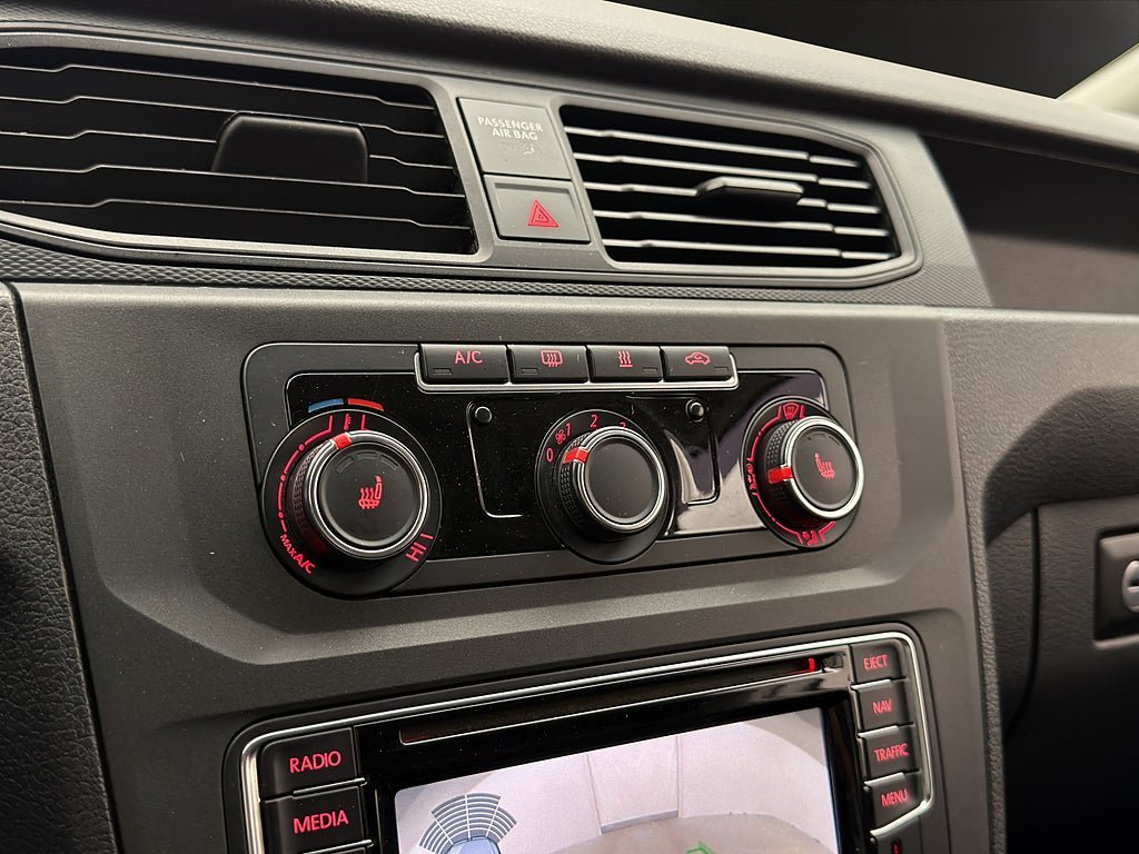 Vehicle Image 26