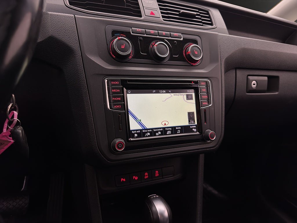 Vehicle Image 28