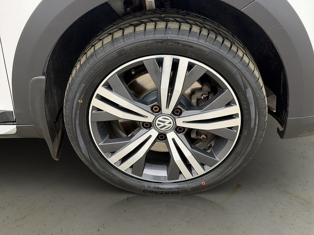 Vehicle Image 37