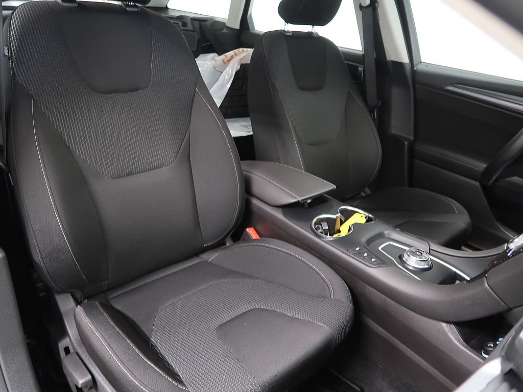 Vehicle Image 19
