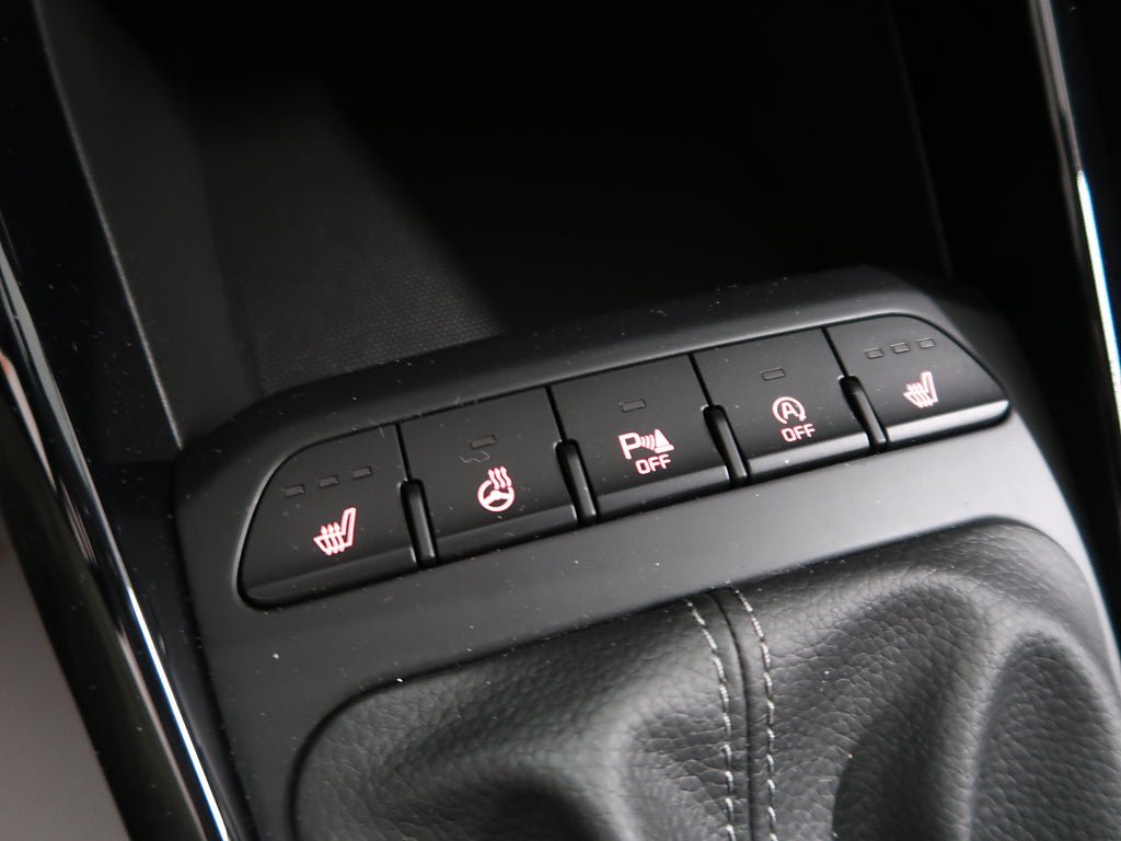 Vehicle Image 24