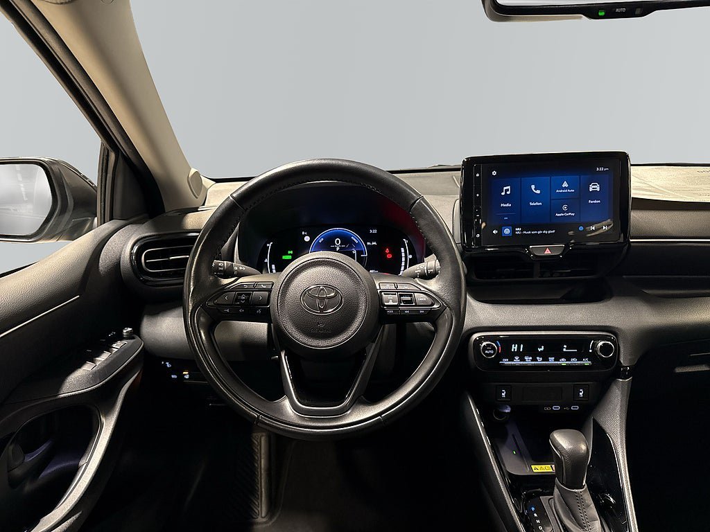 Vehicle Image 9