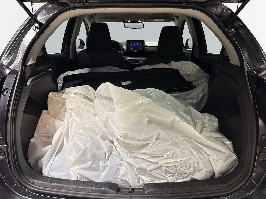 Vehicle Image 10