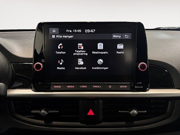 Vehicle Image 16