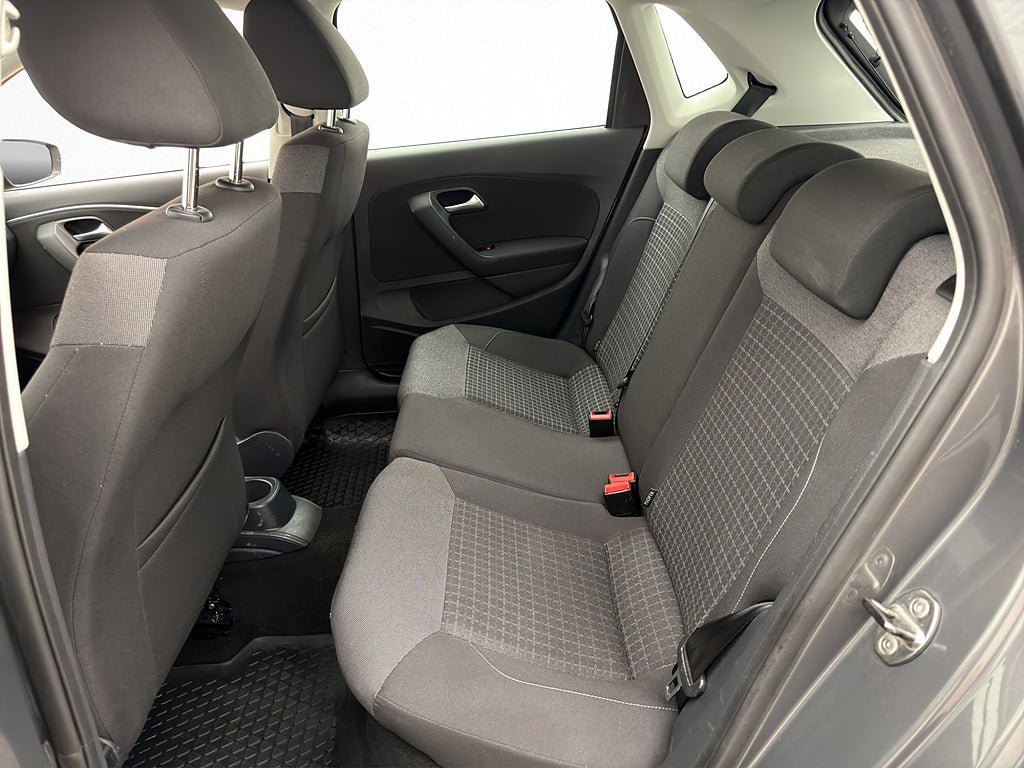 Vehicle Image 19