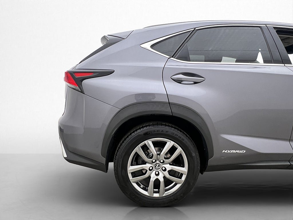 Vehicle Image 36
