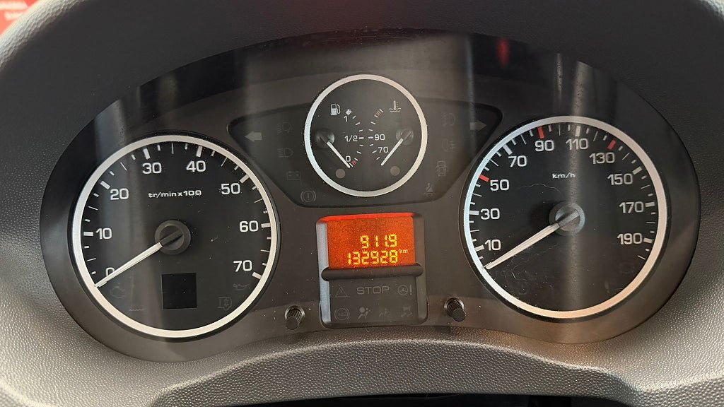 Vehicle Image 15