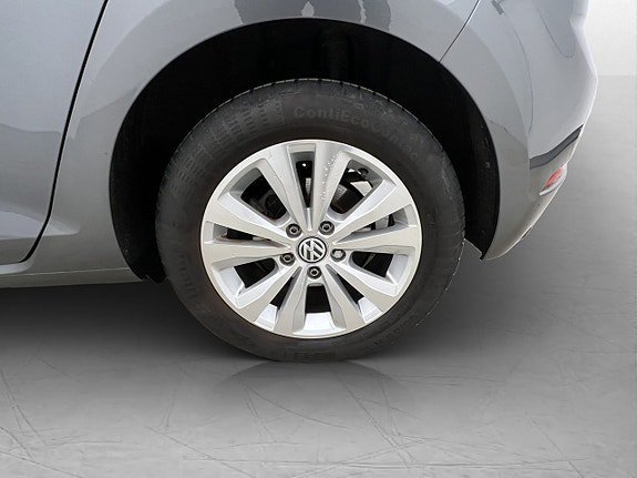 Vehicle Image 24